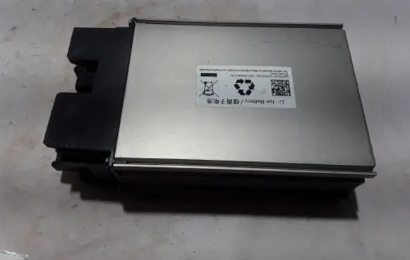 Volvo XC60 Hybrid / electric car battery 32301134
