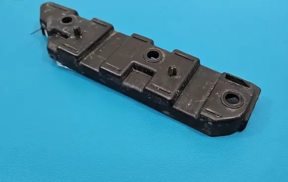 Bentley Continental Front bumper mounting bracket 3W5807183 IMPRK1597485