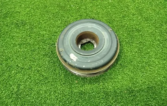 Renault Master III Crankshaft pulley 805671F