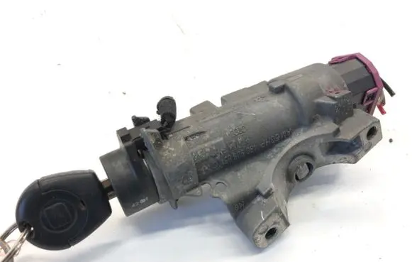 Seat Leon (1M) Ignition lock 4B0905851C
