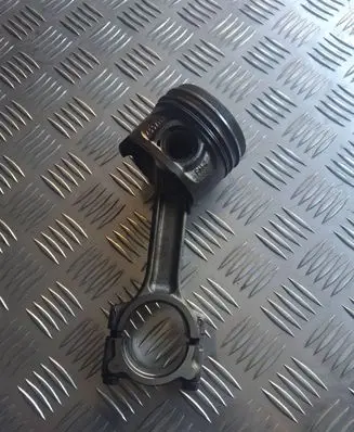 Renault Clio IV Piston with connecting rod 7657HX