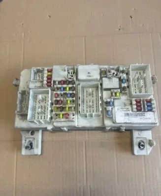 Ford Focus Fuse module 14A073