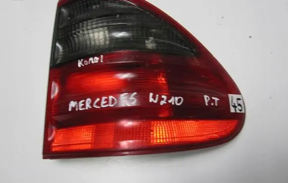 Mercedes-Benz E W210 Rear/tail lights