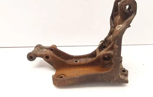 Volkswagen Golf II Generator/alternator bracket 068983145L 068983145