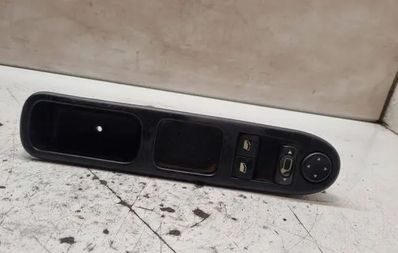 Peugeot 307 Electric window control switch 53269706 53269702