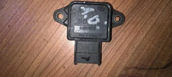 Opel Corsa C Throttle valve position sensor 0280122014
