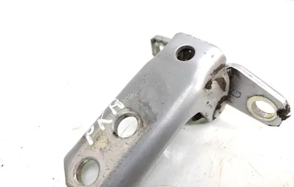 Mitsubishi Outlander Front door lower hinge 