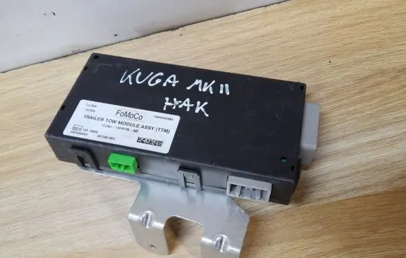 Ford Kuga II Tow bar trailer control unit/module CJ5J19H378AB 1305040380 58299093