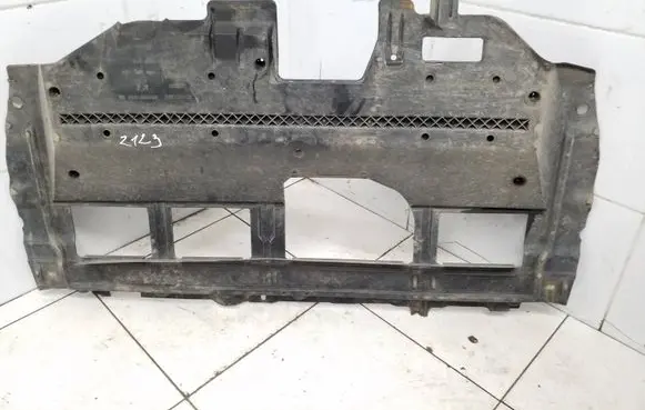 Engine splash shield/under tray