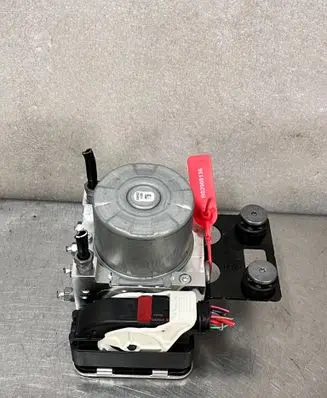 Renault Trafic III (X82) Master brake cylinder