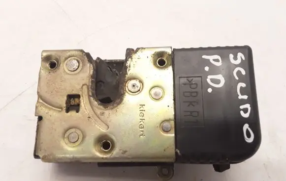 Fiat Scudo Front door lock