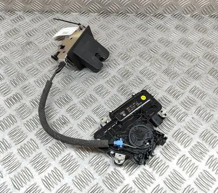 Audi Q7 4M Tailgate/trunk/boot lock/catch/latch 4M0827506D 4M0827887C