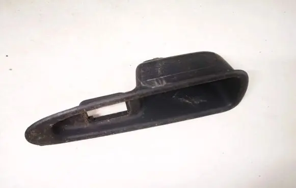 Volvo S40, V40 Front door window switch trim 821424 821426