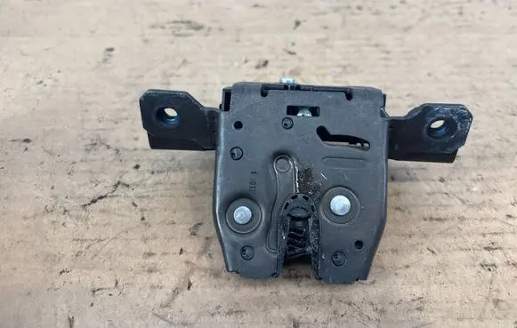 Opel Adam Tailgate/trunk/boot lock/catch/latch 13587646