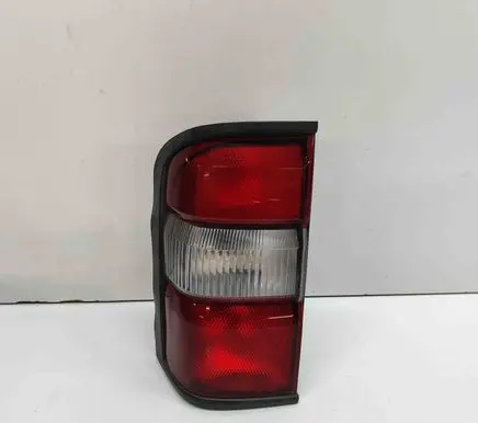 Nissan Patrol Y61 Rear/tail lights 26559VB500