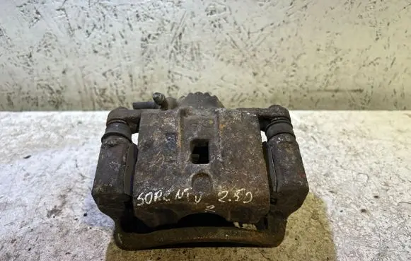 KIA Sorento Rear brake caliper