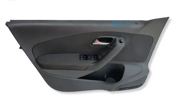 Volkswagen Polo V 6R Front door card panel trim 