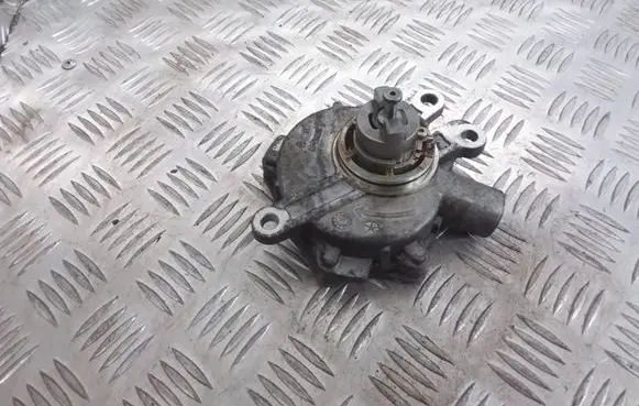 Toyota Verso Vacuum pump 20071018