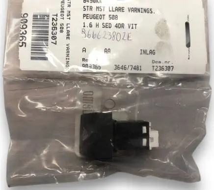 Peugeot 508 Hazard light switch 96662380ZE