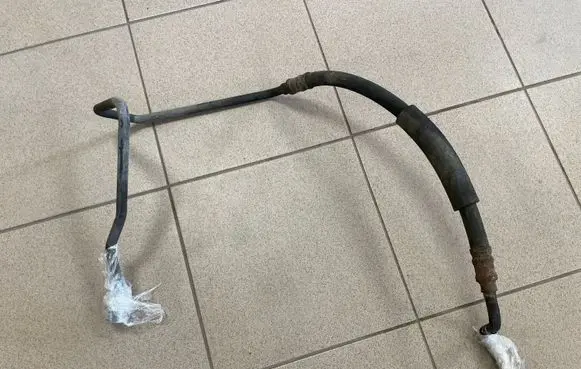 Volvo XC90 Power steering hose/pipe/line