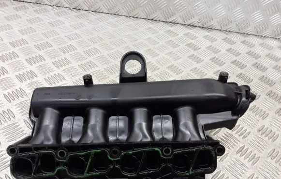 Opel Corsa C Intake manifold 73501353