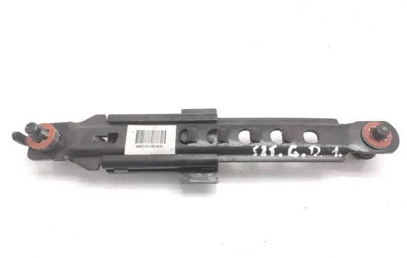 KIA Carnival Seat belt height adjuster HSS71211R21473