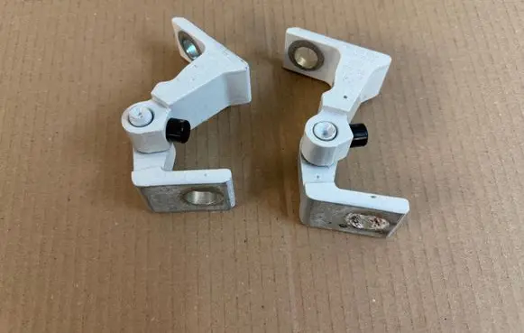 Volkswagen Amarok Front door hinge set 8K0831402D