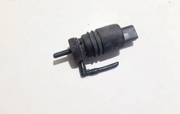 Audi A6 S6 C5 4B Windscreen/windshield washer pump