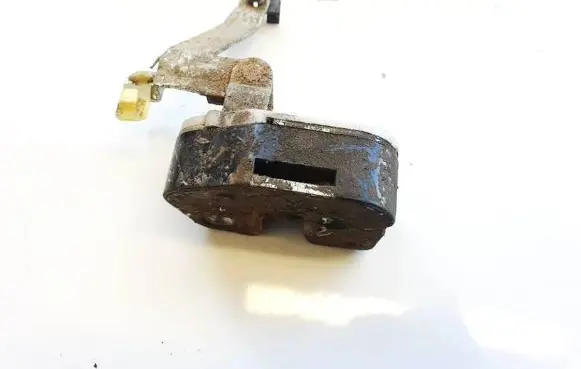 Renault Master II Rear door lock 851343