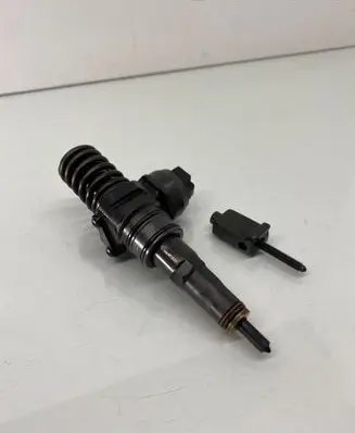 Volkswagen Caddy Fuel injector 038130073BN