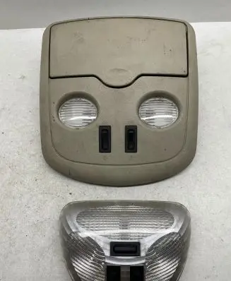 Nissan Almera Tino Front seat light 15517600
