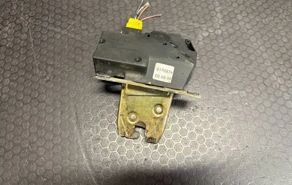 Volvo S80 Tailgate/trunk/boot lock/catch/latch 9170974 030300