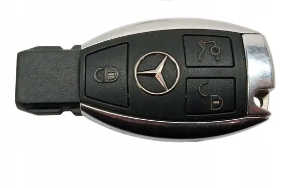 Mercedes-Benz C W205 Ignition key/card 2011DJ1121