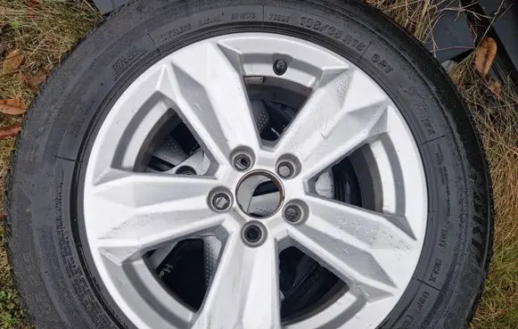 Audi A1 R15 alloy rim 82A601025