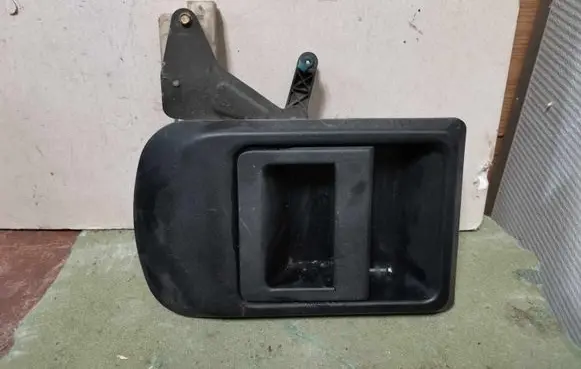 Iveco Daily 35.8 - 9 Front door exterior handle 504065407
