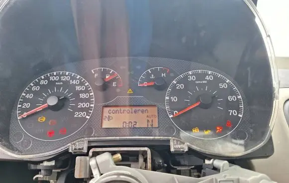 Fiat Grande Punto Speedometer (instrument cluster) 51718554 503001101000 1090271