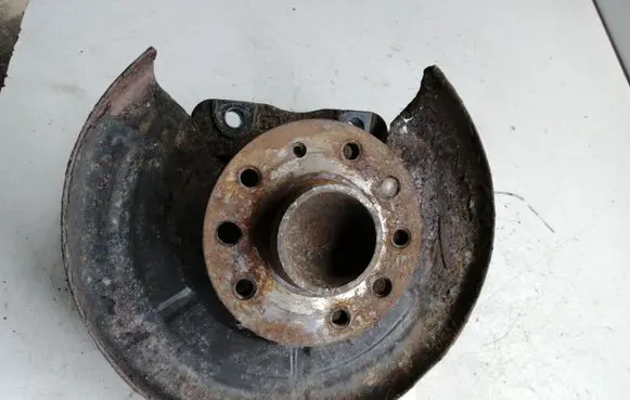 Opel Zafira B Rear wheel hub