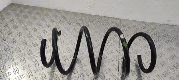 Volkswagen Touran III Front coil spring