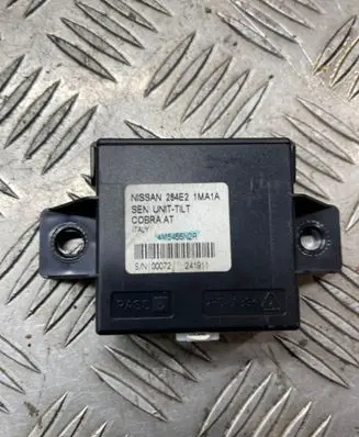 Infiniti M30 Alarm control unit/module 284E21MA1A 241911 4M5455N2R