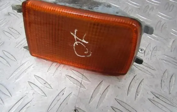 Volkswagen Golf III Front indicator light 1h0953156c