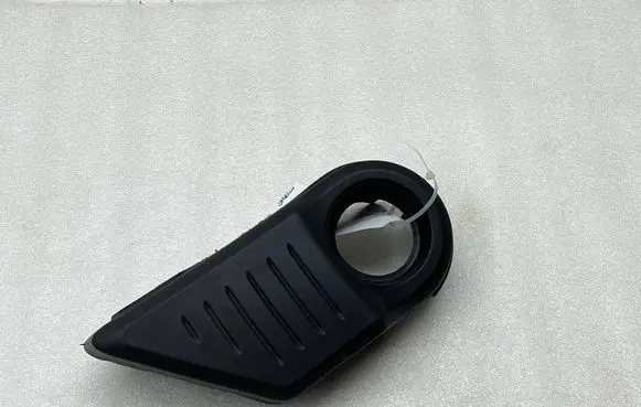 Volkswagen T-Roc Engine cover (trim) 05E103729B