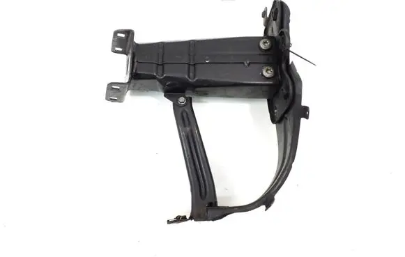 Mercedes-Benz CLS C219 Front bumper shock/impact absorber A2196200195