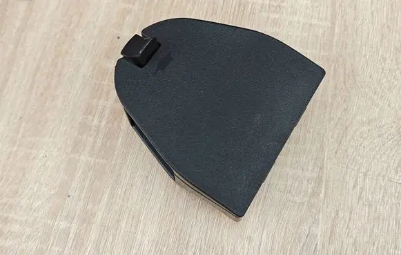 Audi A6 C7 Hazard Warning Triangle Mounting Bracket 8T0860285