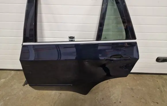 BMW X5 E70 Rear door 7261481