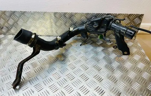 Toyota Avensis T250 Intercooler hose/pipe 1736127070
