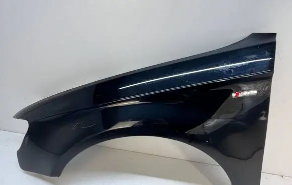 Audi A3 S3 8V Fender 8V0821467E