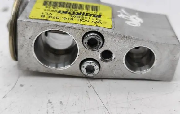 Audi Q2 - Air conditioning (A/C) expansion valve 5WC816103 5Q0816679B