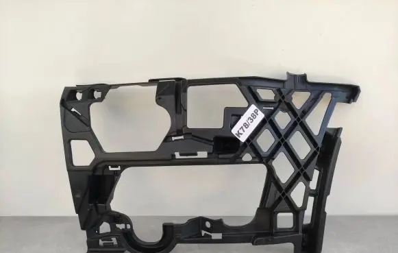Volkswagen Golf VII Front bumper mounting bracket 5G0807723D