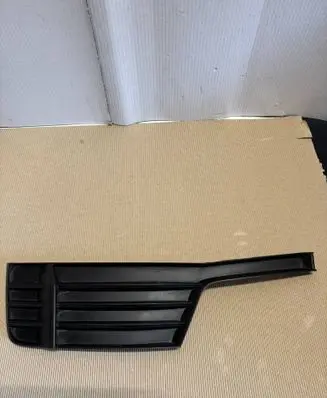 Audi A3 S3 8V Front bumper lower grill 8V3807681AA