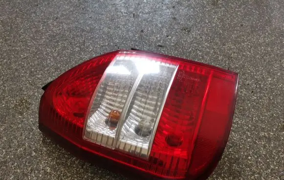 Opel Zafira A Rear/tail lights